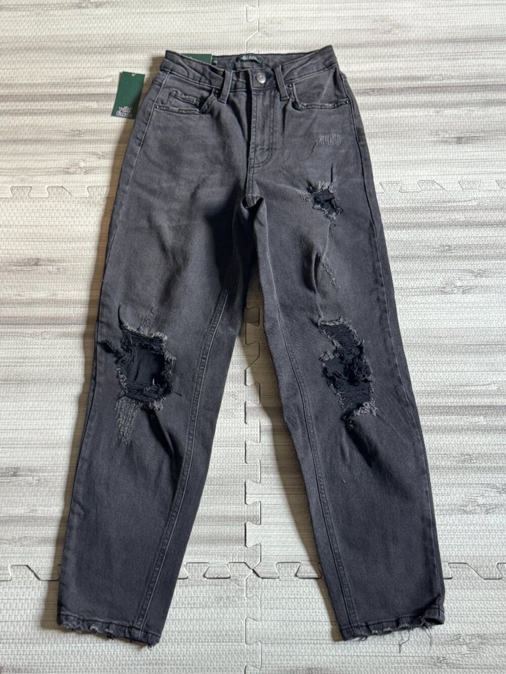 NWT Wild Fable Super High Rise Tapered Distressed Ripped Black Jeans